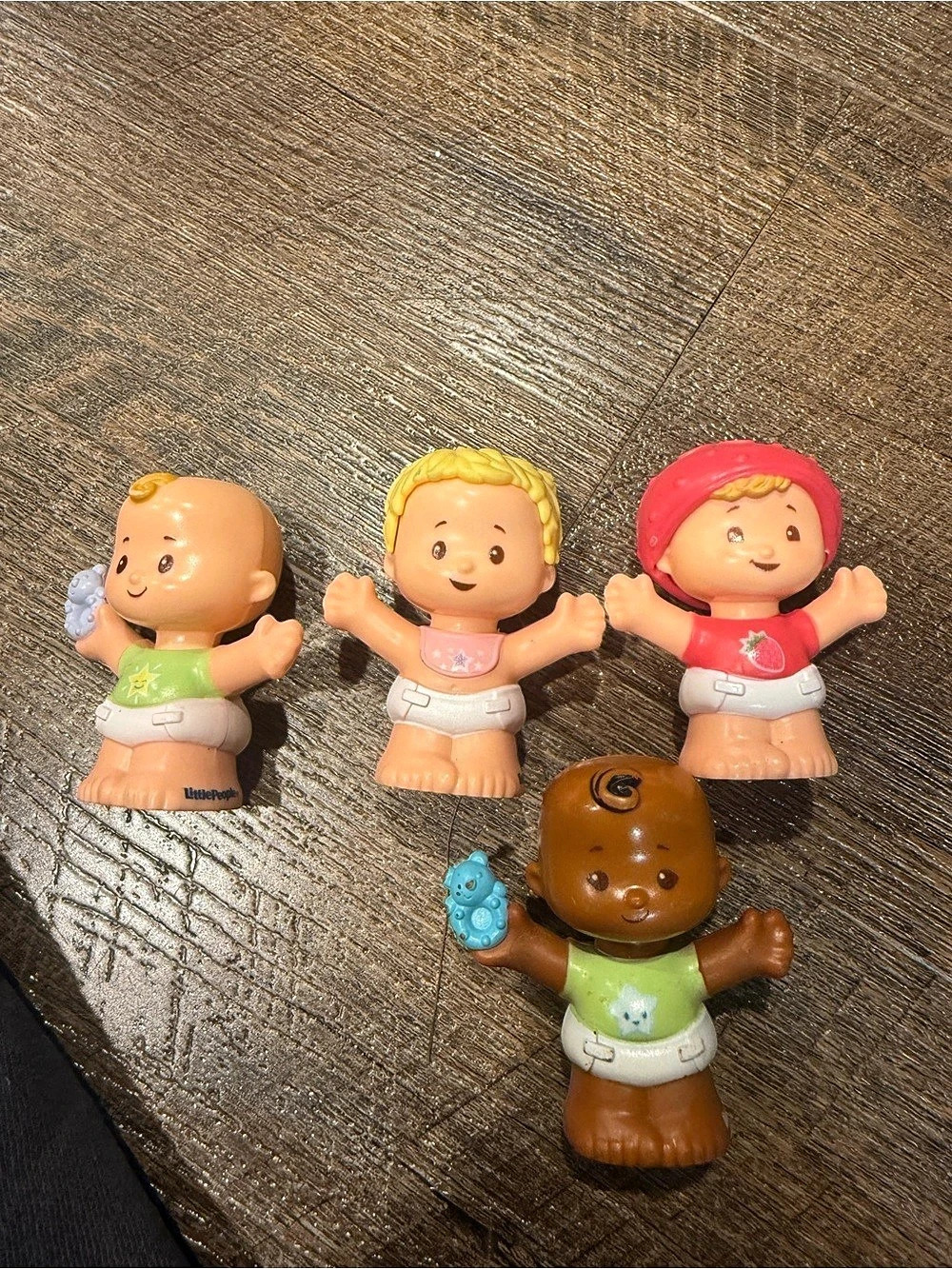 Fisher-Price Little People Babies Figures Lot Set of 4 Multicolor